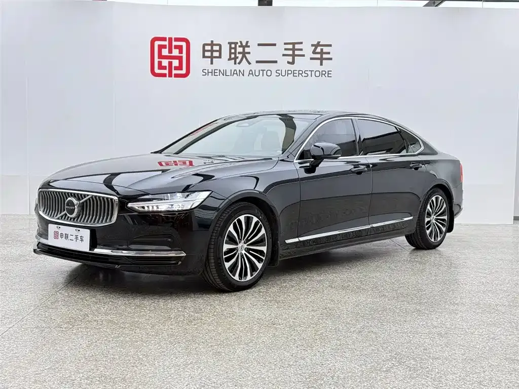 Volvo S90 — фото 1