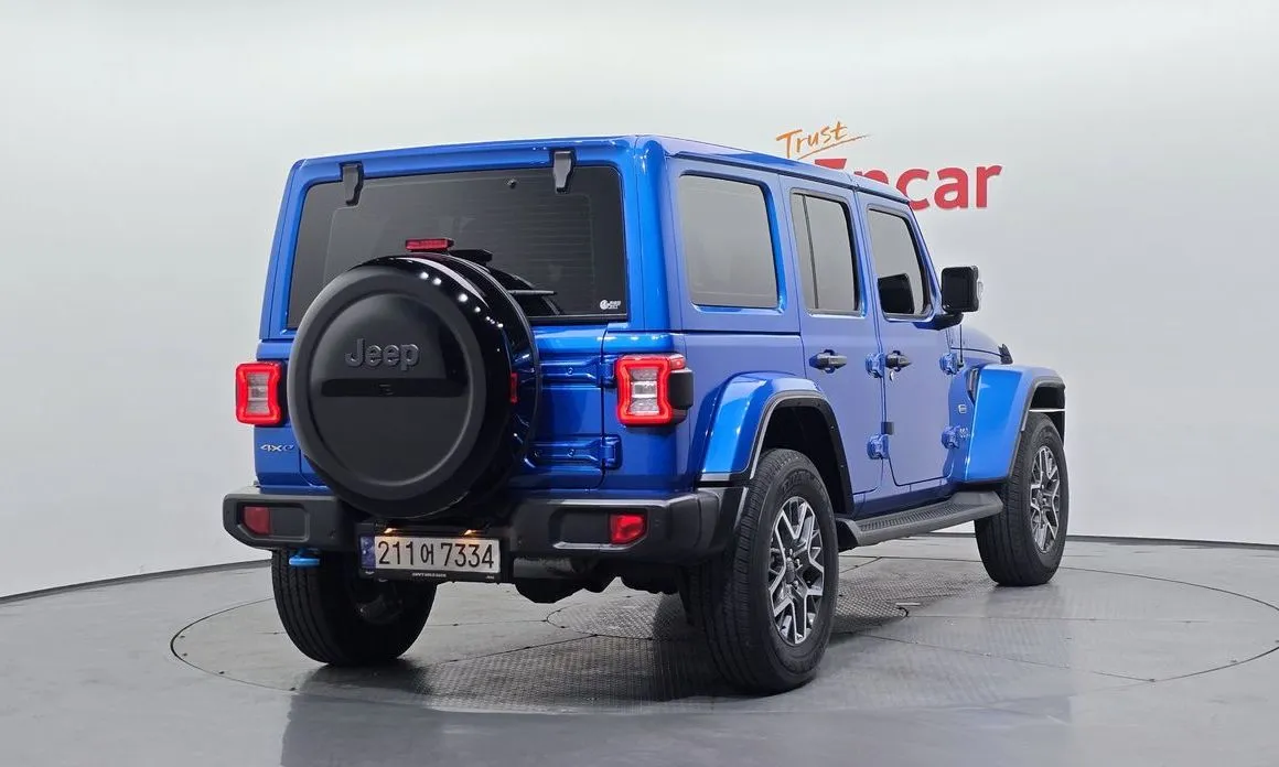 Jeep Wrangler 2022 из KR, фото 9