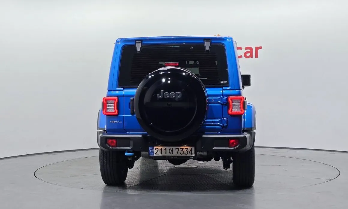 Jeep Wrangler 2022 из KR, фото 3