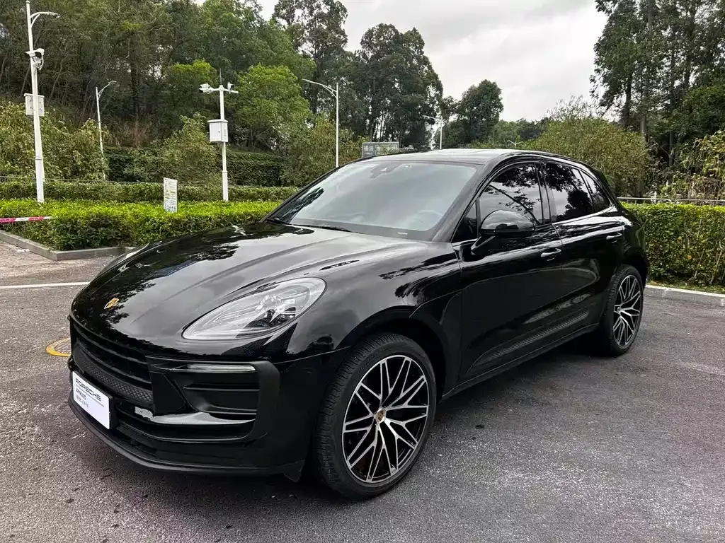Porsche Macan — фото 1