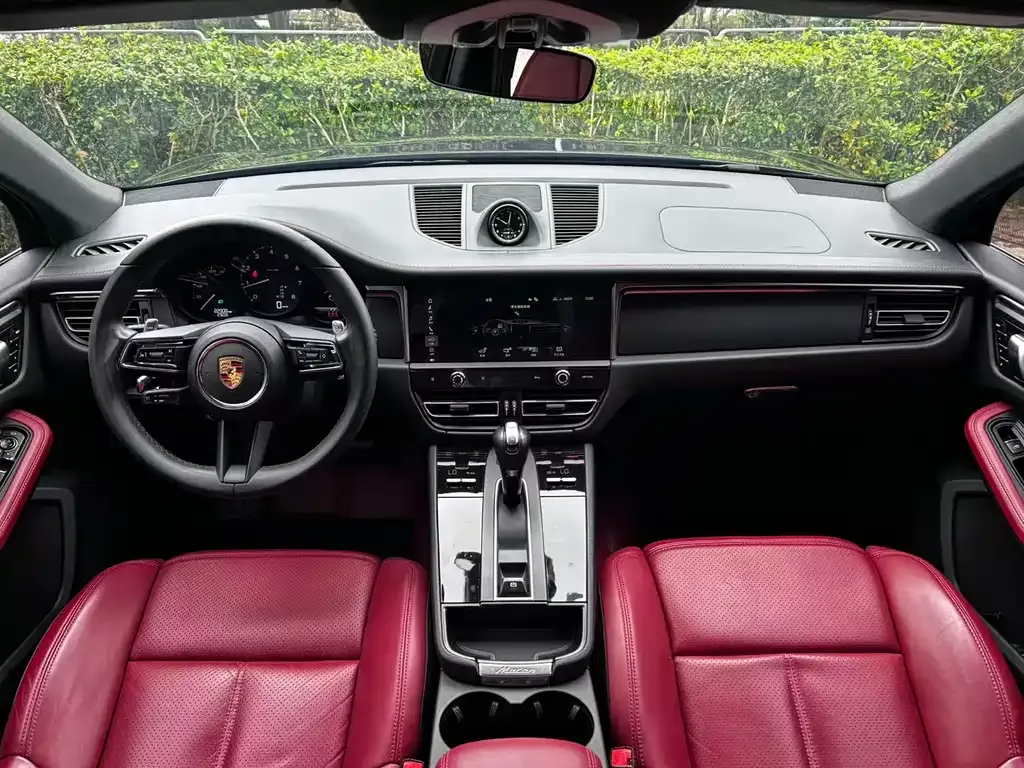 Porsche Macan — фото 6