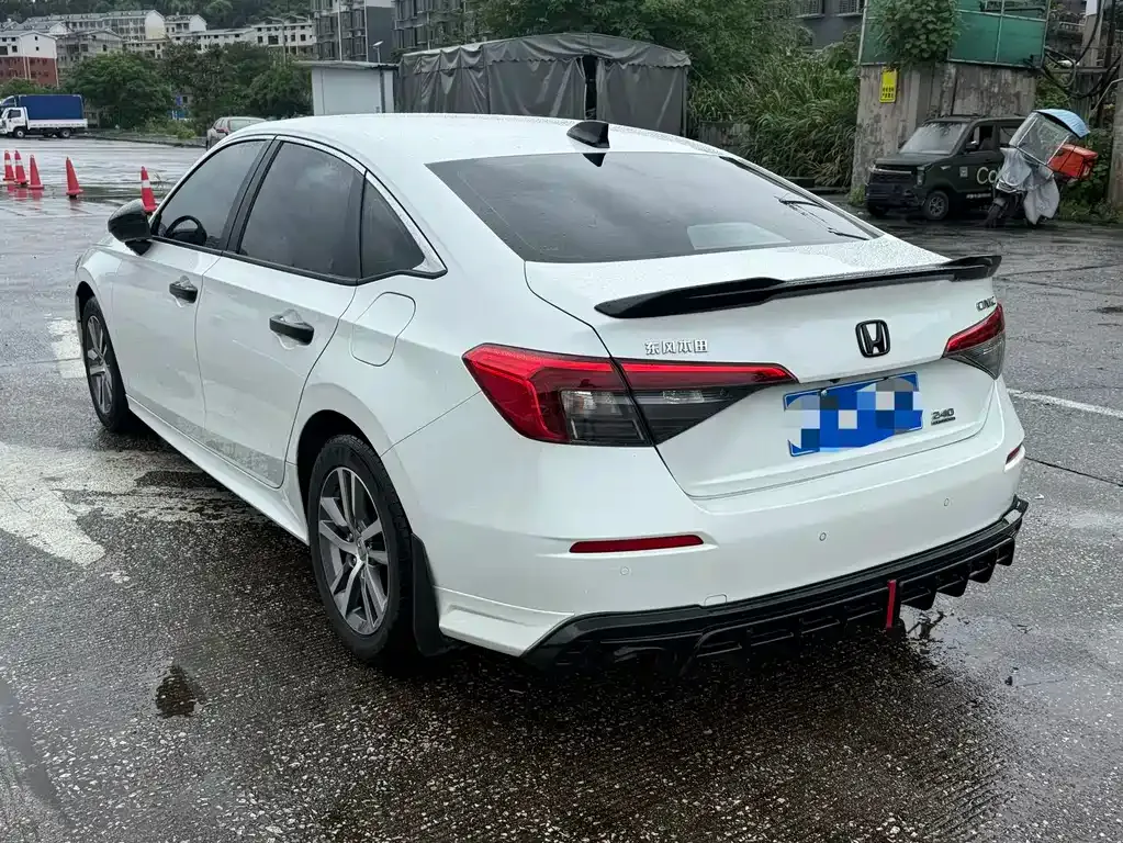 Honda Civic — фото 7