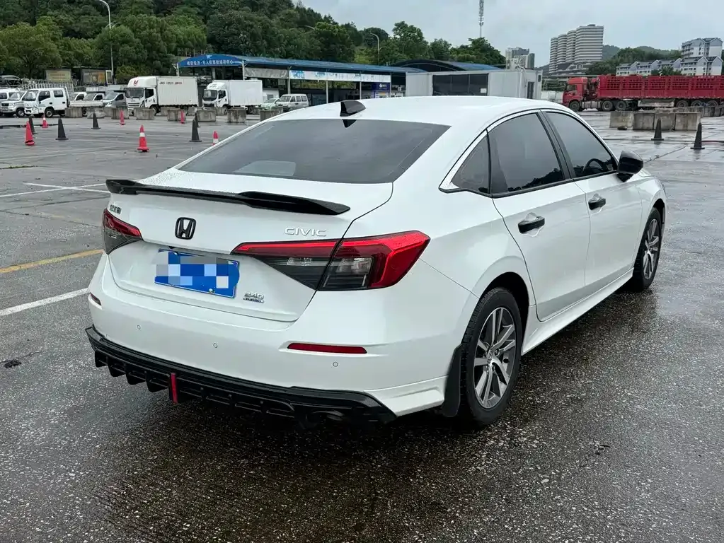 Honda Civic — фото 9