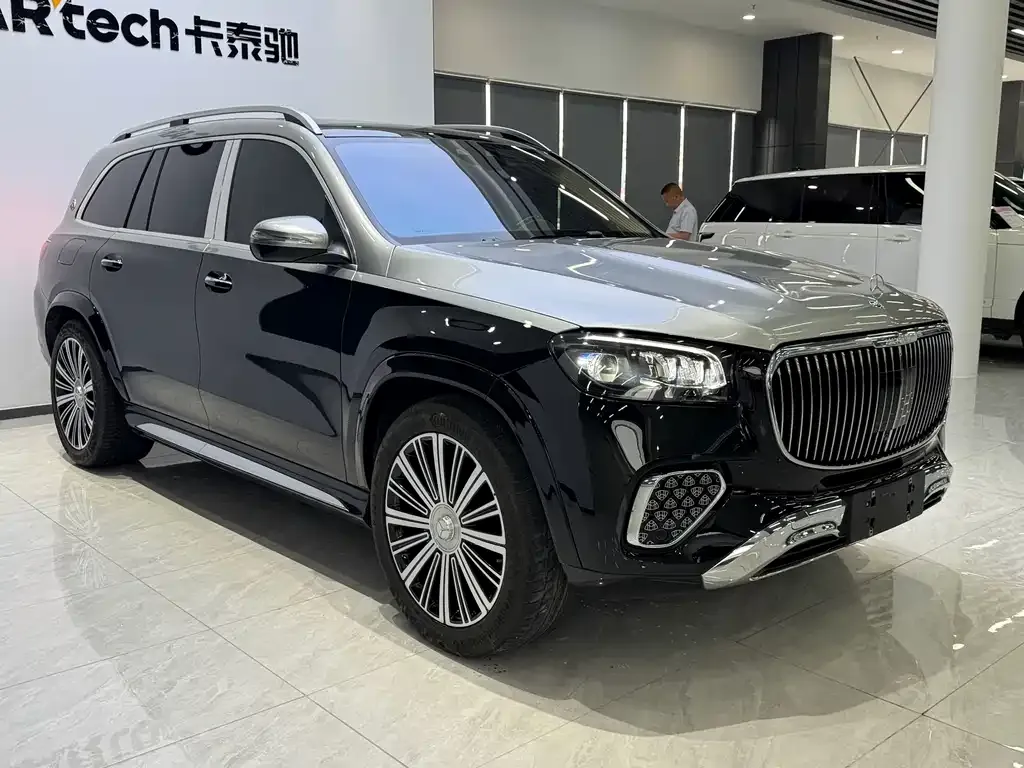Mercedes-Benz GLS — фото 9