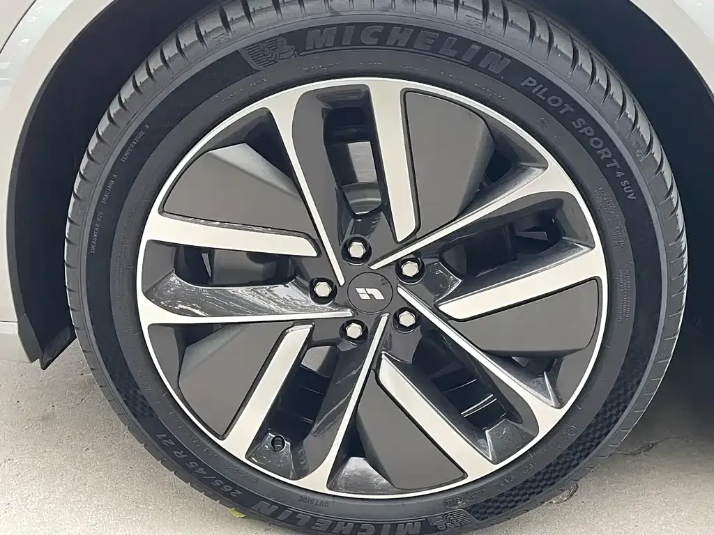 Li Auto L9 2022 из CN, фото 8