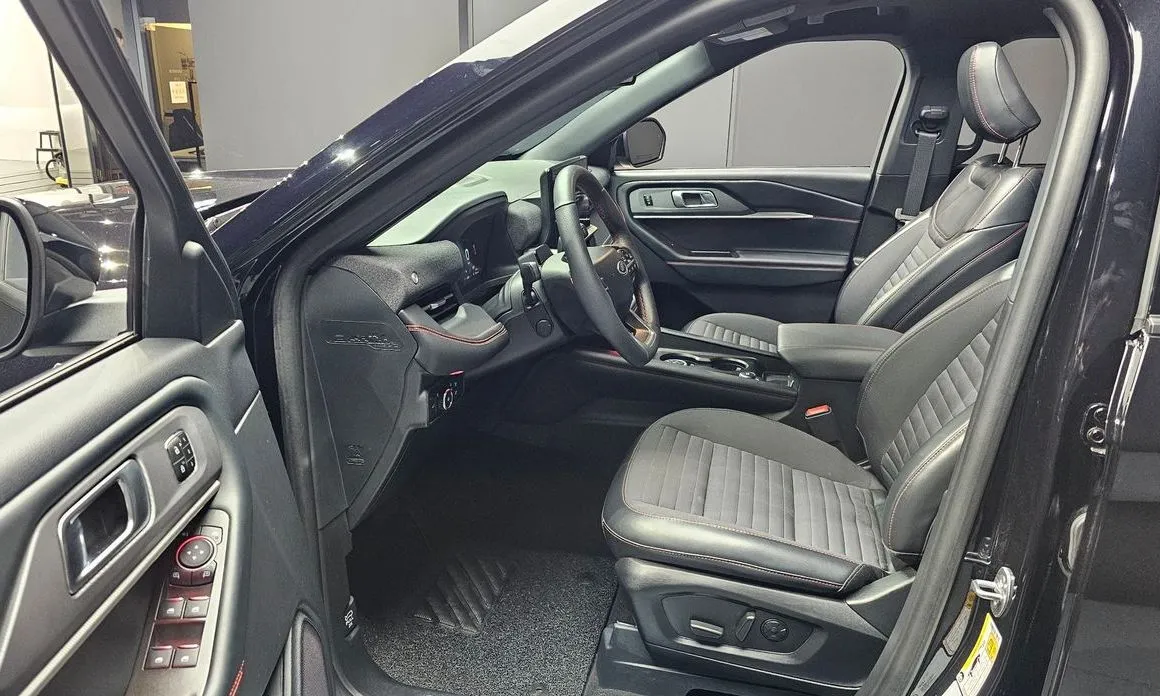 Ford Explorer 2025 из KR, фото 3