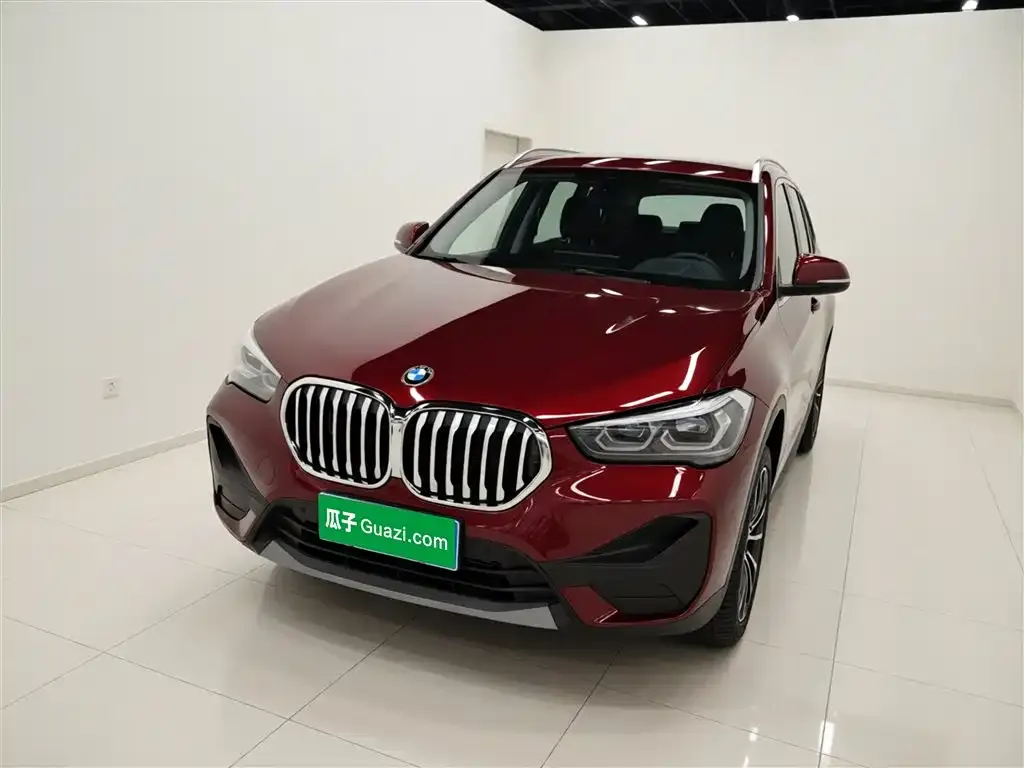 BMW X1 — фото 5