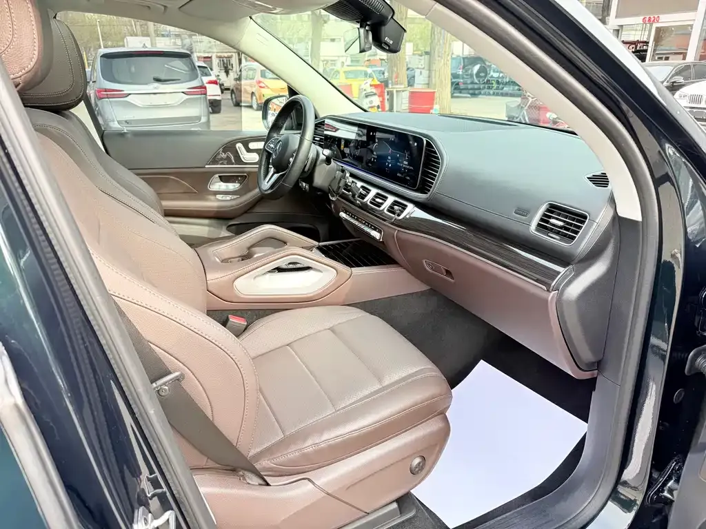 Mercedes-Benz GLE — фото 7