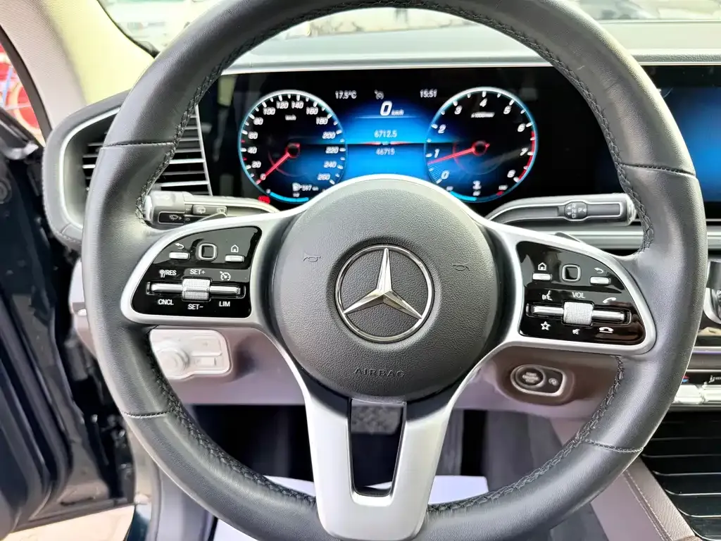Mercedes-Benz GLE — фото 5