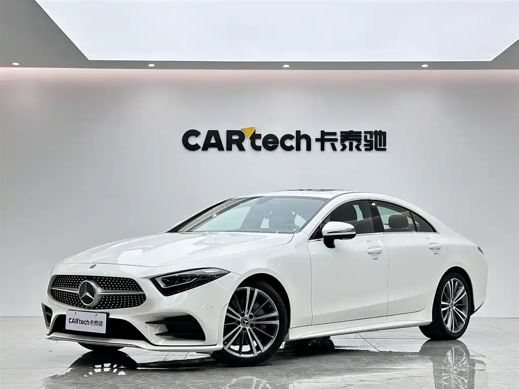 Mercedes-Benz CLS — фото 1