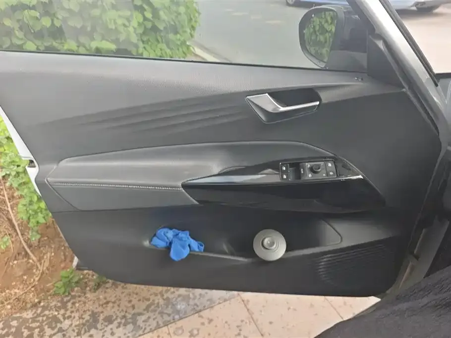 Volkswagen ID.3 — фото 6