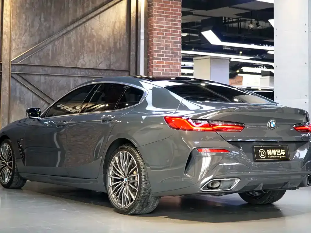 BMW 8 Series 2022 из CN, фото 2