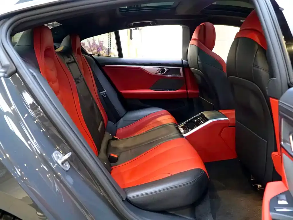 BMW 8 Series 2022 из CN, фото 8