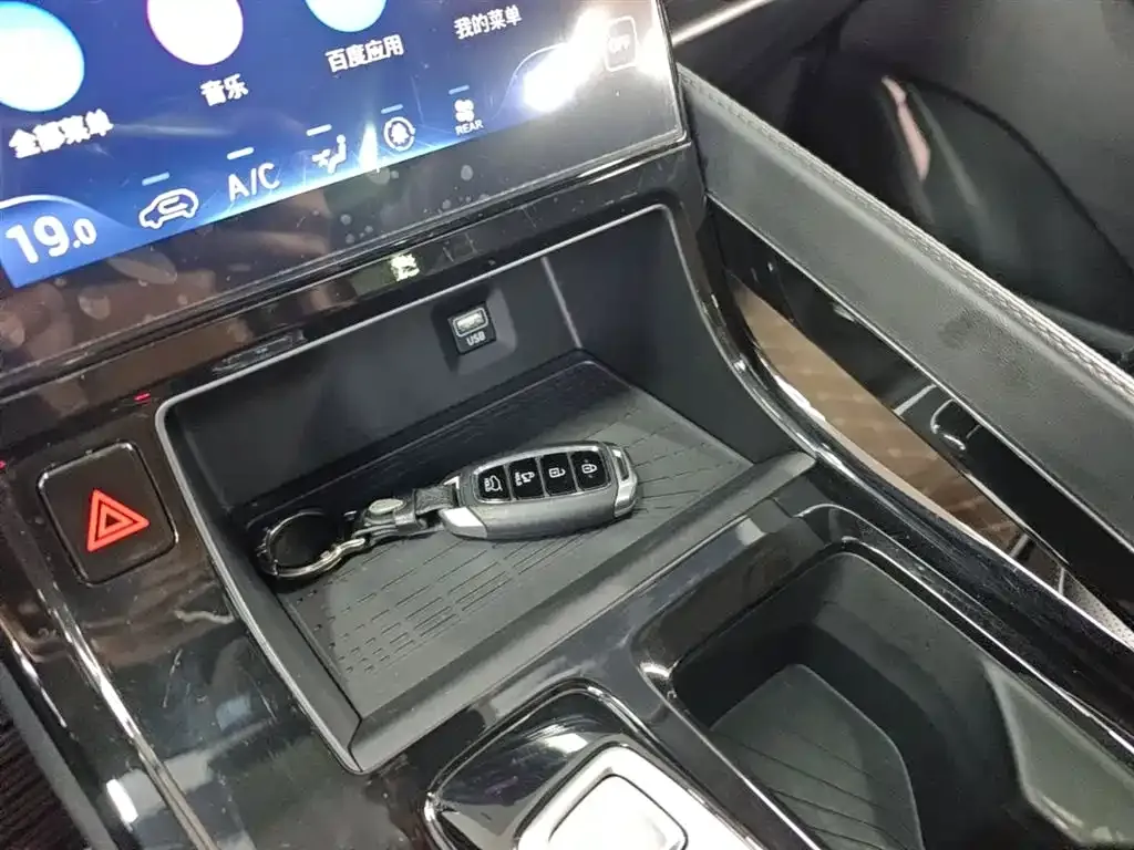 Hyundai Custo — фото 4