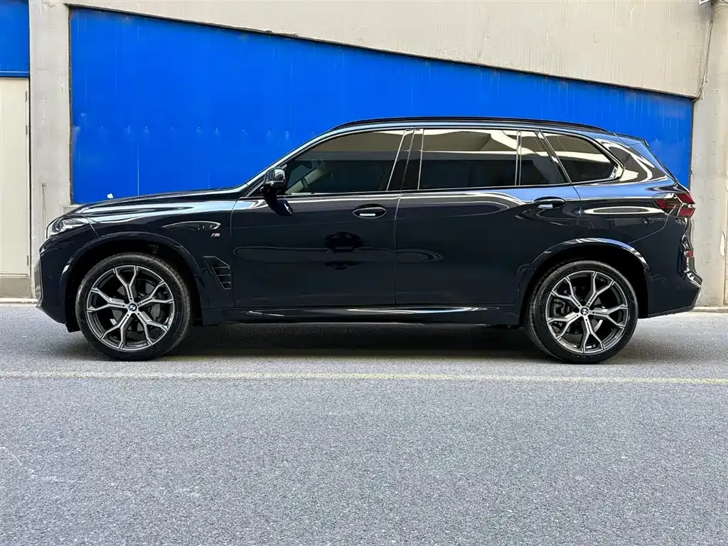 BMW X5 — фото 7