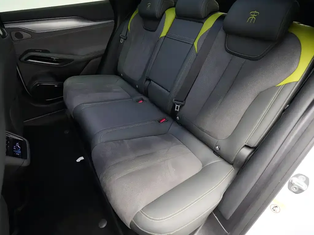 BYD L EV 2024 из CN, фото 8