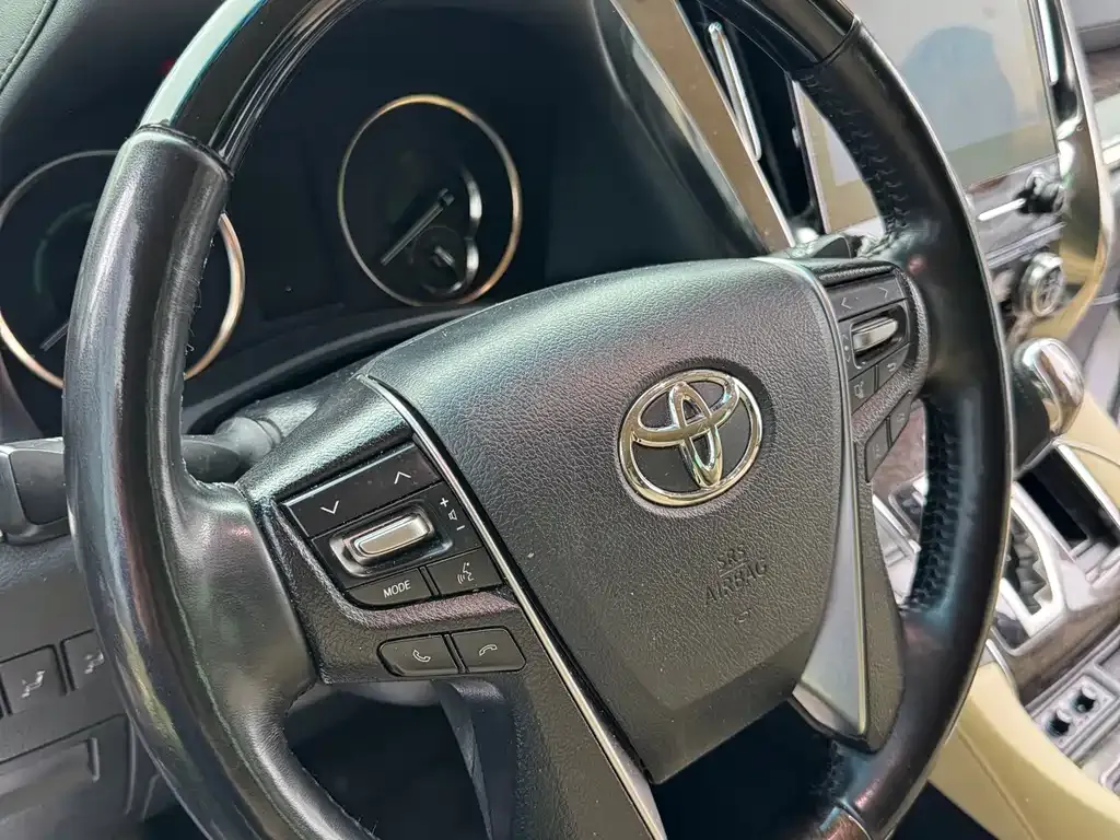 Toyota Vellfire 2022 из CN, фото 4