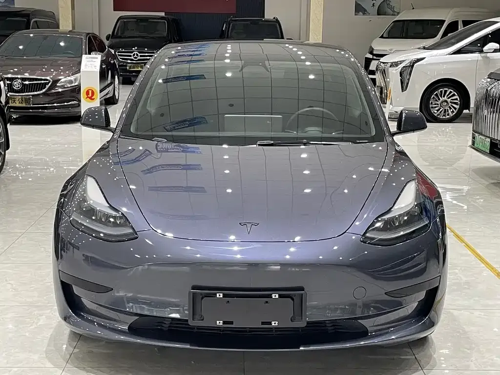 Tesla Model Y — фото 5