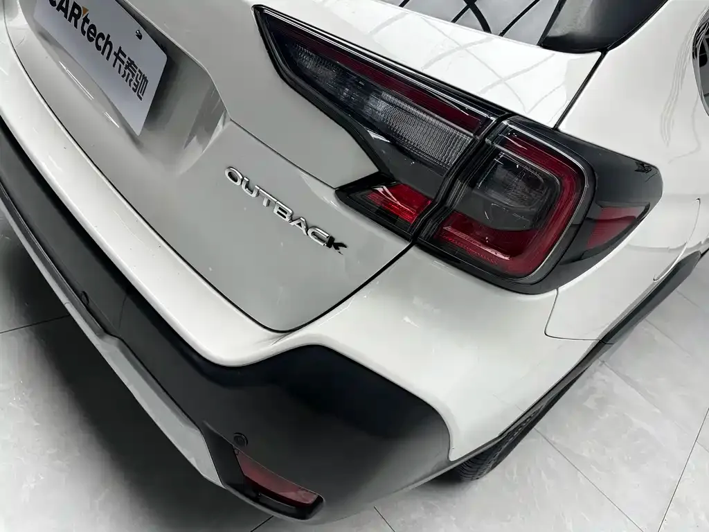 Subaru Outback 2021 из CN, фото 7