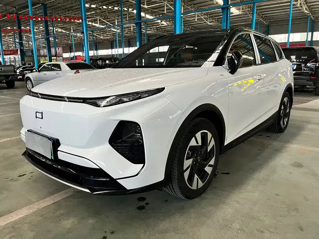 Bestune Yueyi 07