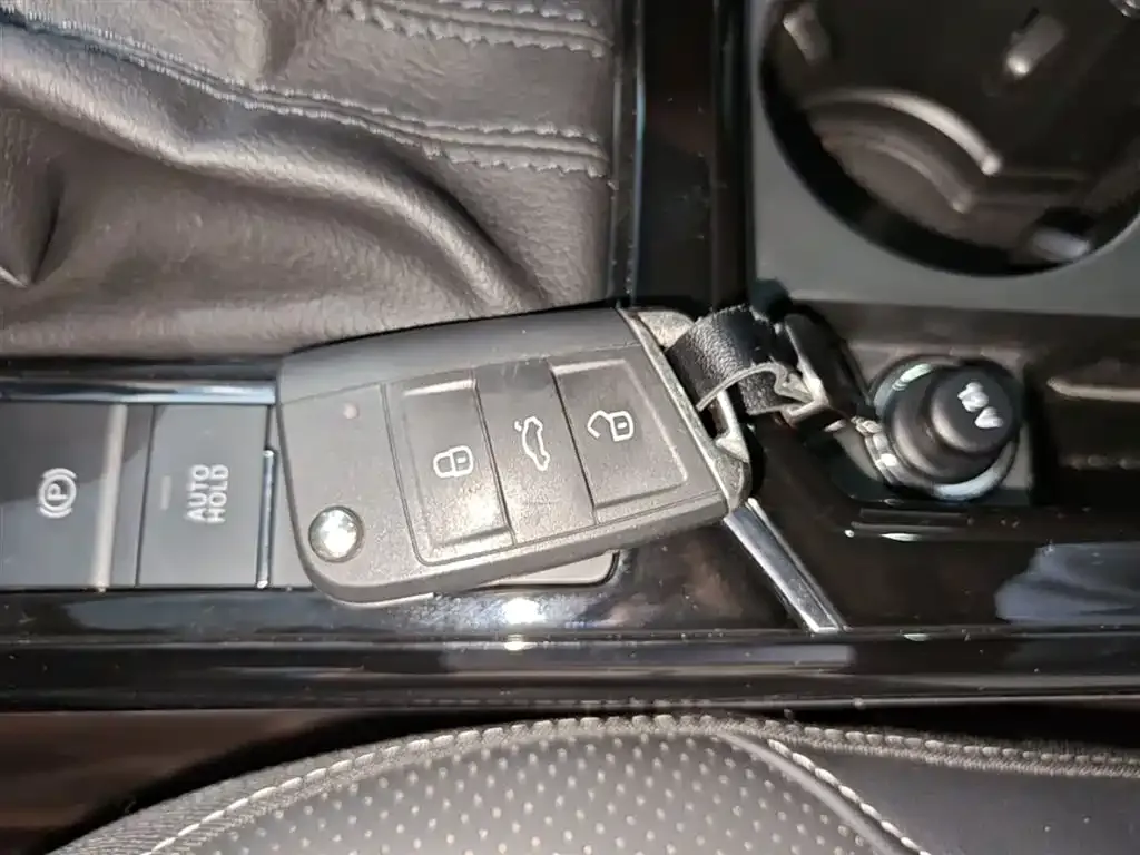 Volkswagen Passat — фото 4