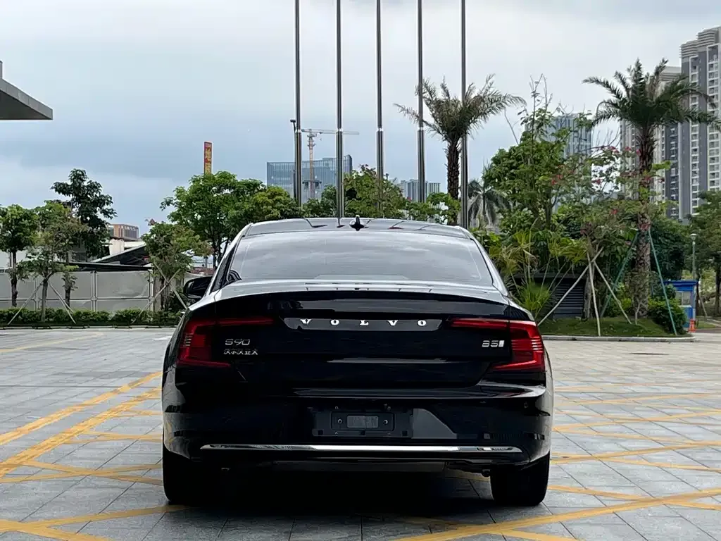 Volvo S90 — фото 4