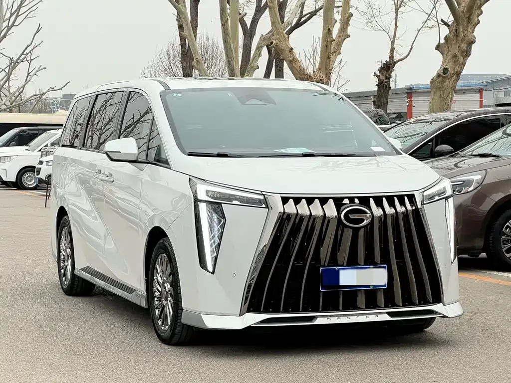 GAC Motor Trumpchi M8 — фото 8