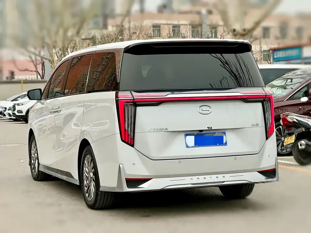 GAC Motor Trumpchi M8 — фото 9