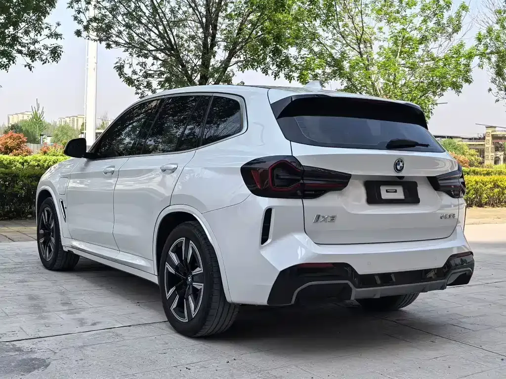 BMW iX3 2023 из CN, фото 7