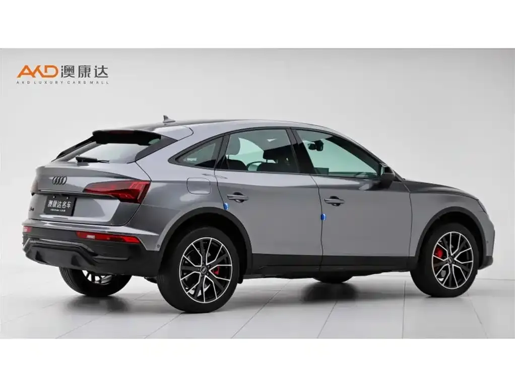 Audi Q5L Sportback — фото 3