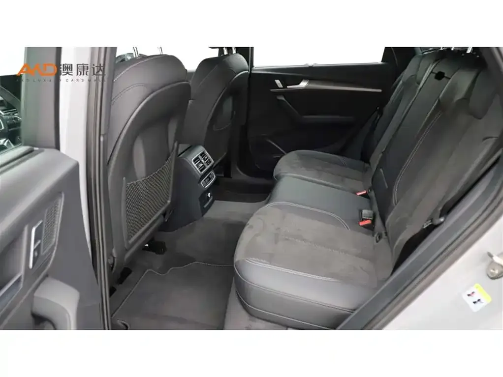 Audi Q5L Sportback — фото 2
