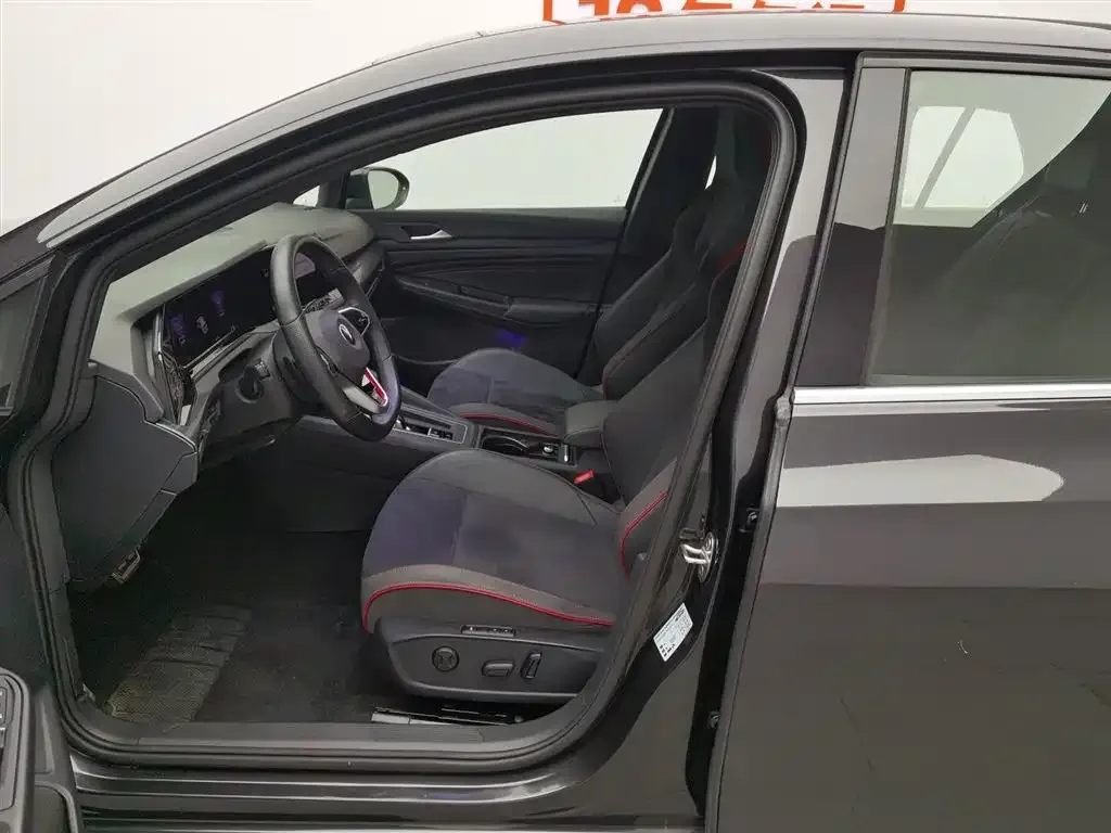 Volkswagen Golf GTI — фото 3