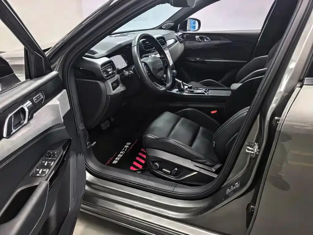 Lynk & Co 02 Hatchback 2022 из CN, фото 6