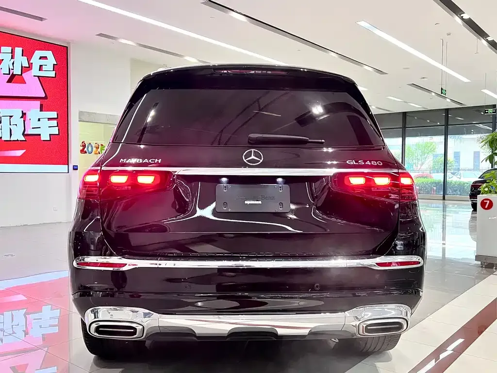 Mercedes-Benz GLS — фото 8