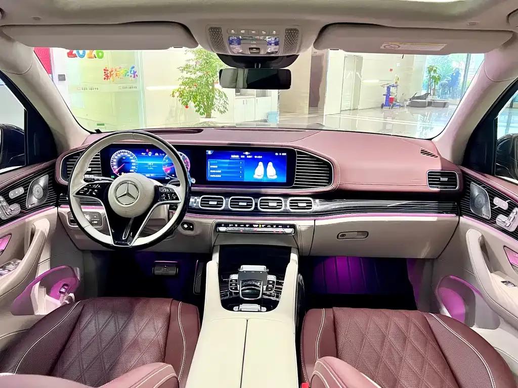 Mercedes-Benz GLS — фото 7