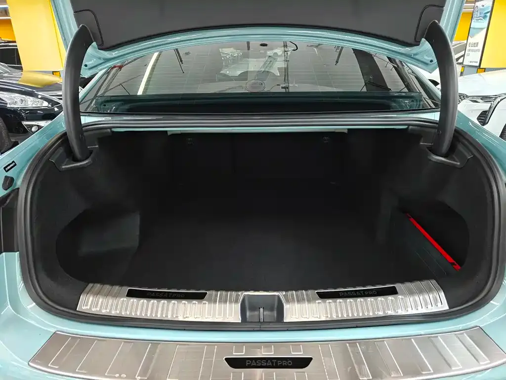 Volkswagen Passat — фото 3