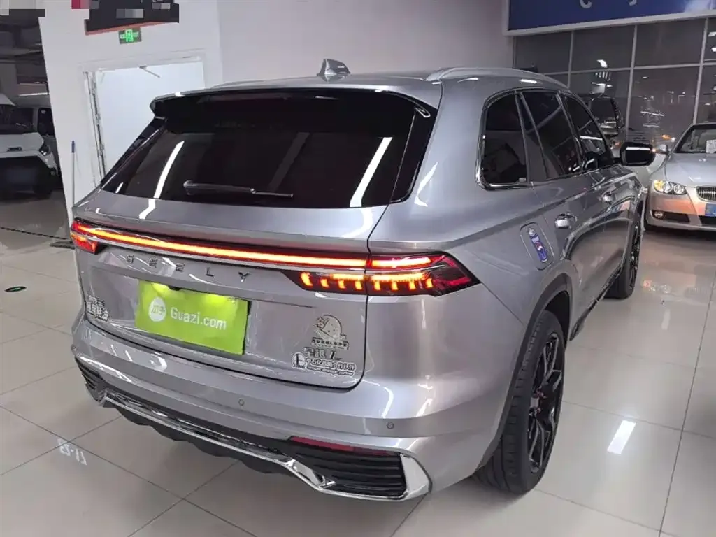 Geely Xingyue L — фото 10