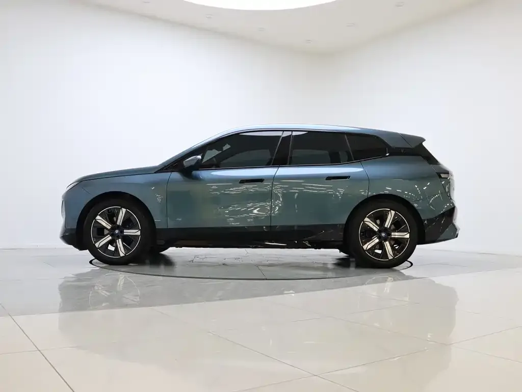 BMW iX 2023 из CN, фото 5