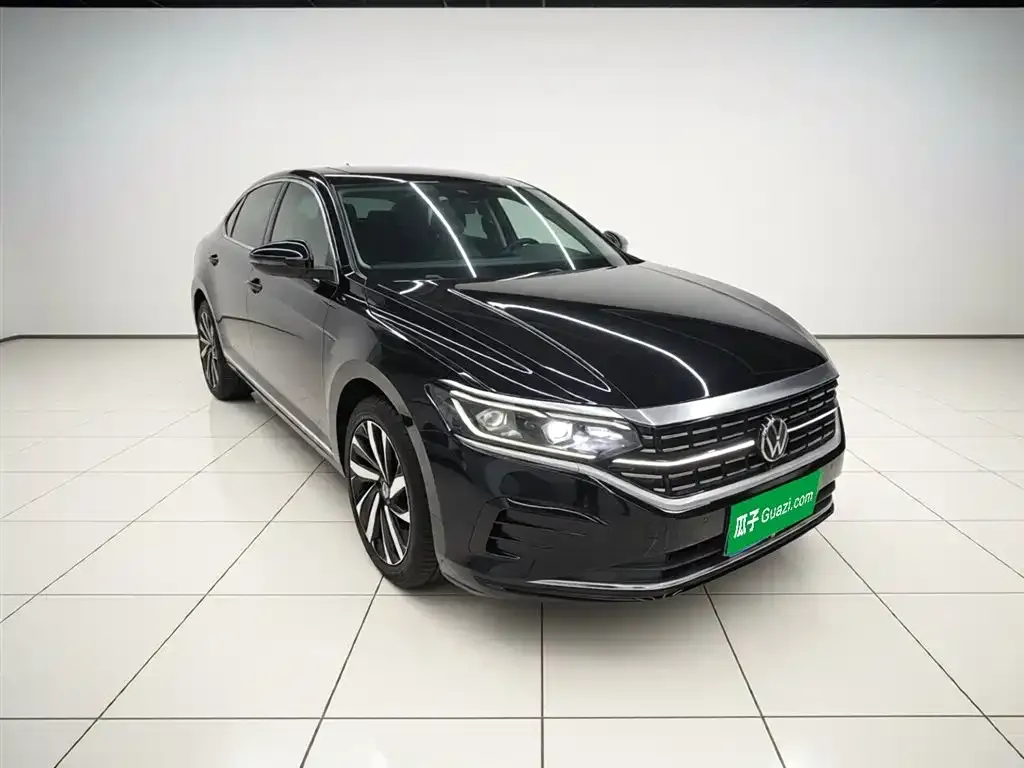 Volkswagen Passat — фото 6