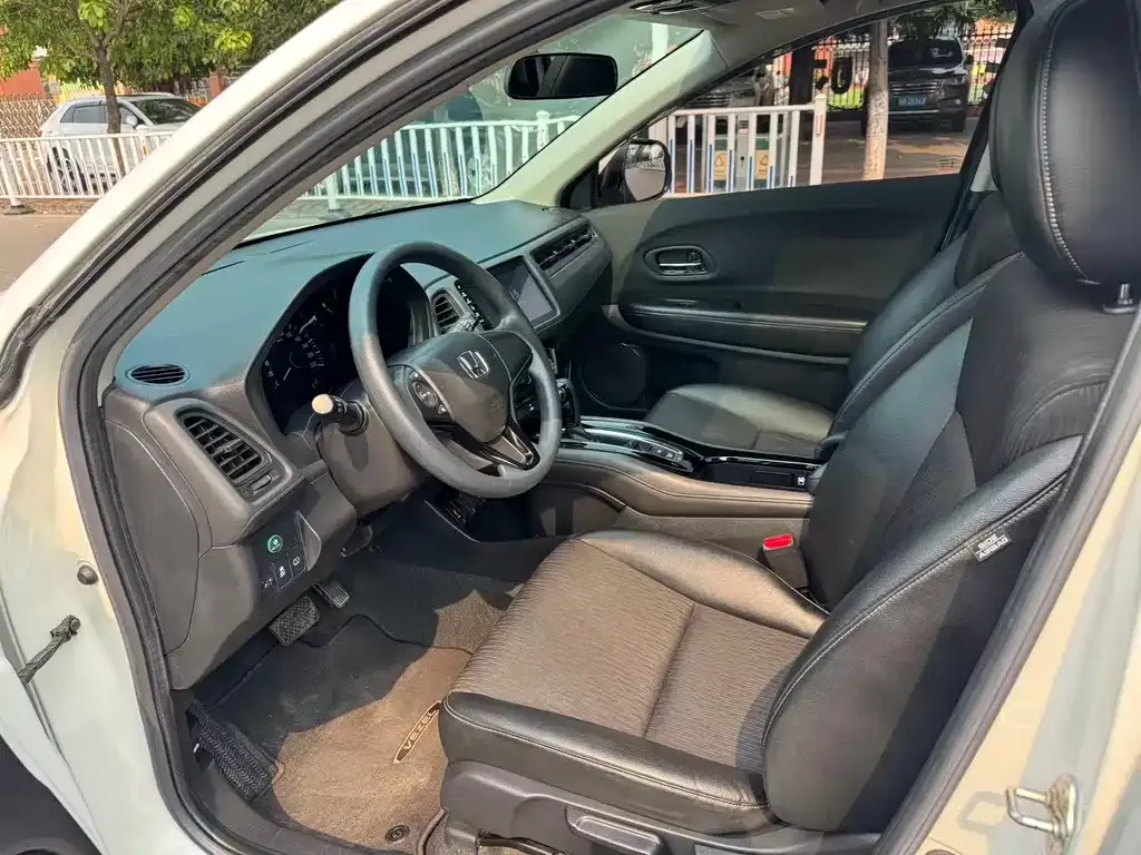 Honda Vezel 2021 из CN, фото 6