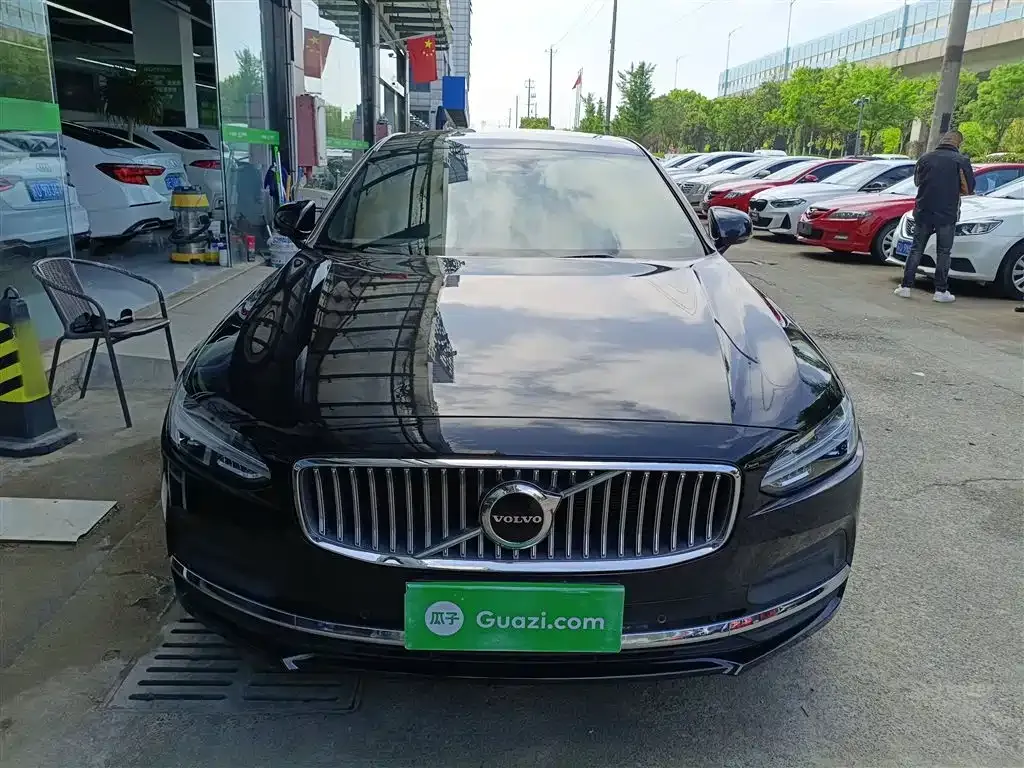 Volvo S90 — фото 4
