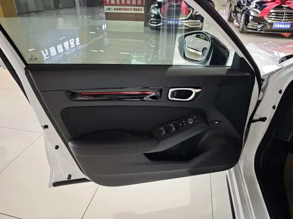 Honda Civic — фото 3