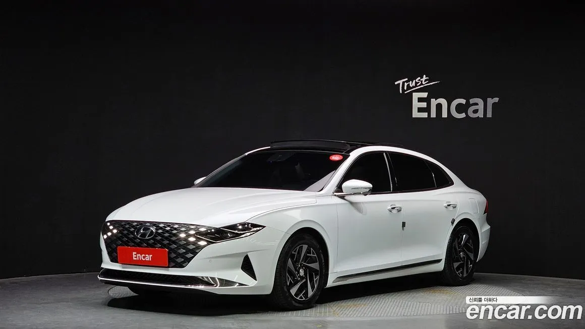 Hyundai Grandeur — фото 1