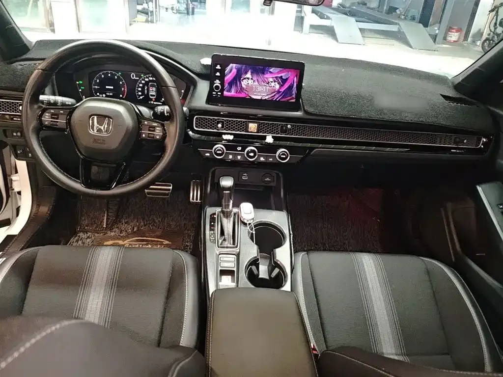 Honda Civic — фото 7