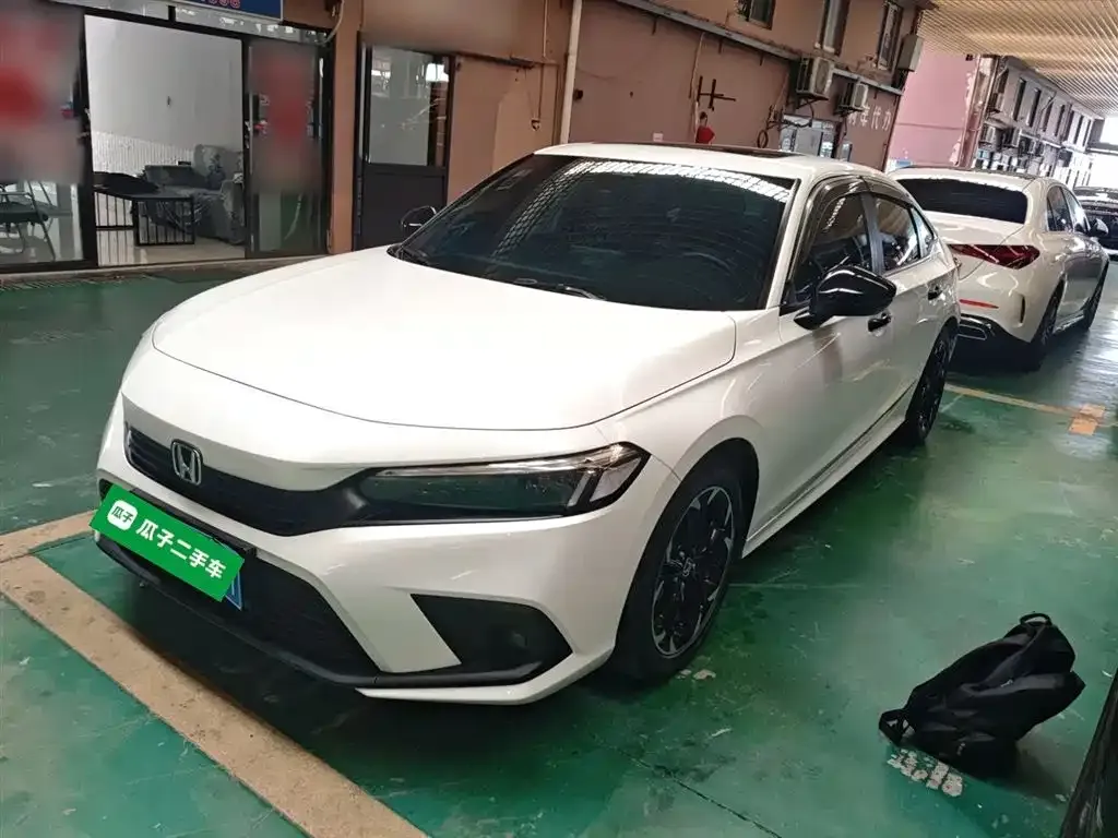 Honda Civic — фото 4