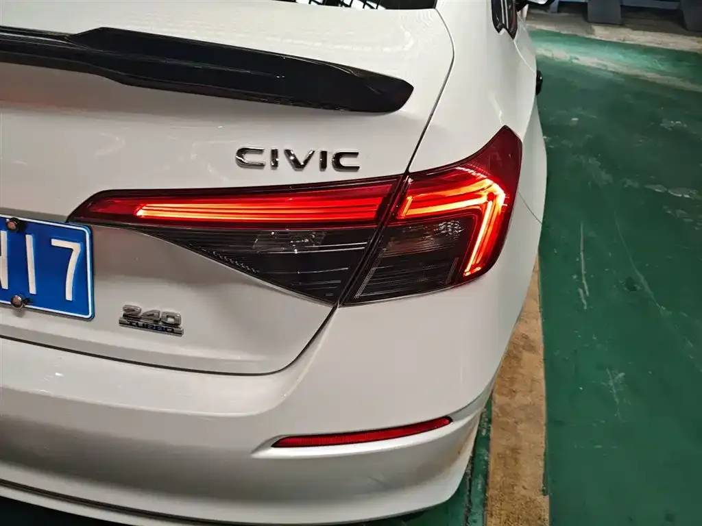 Honda Civic — фото 2