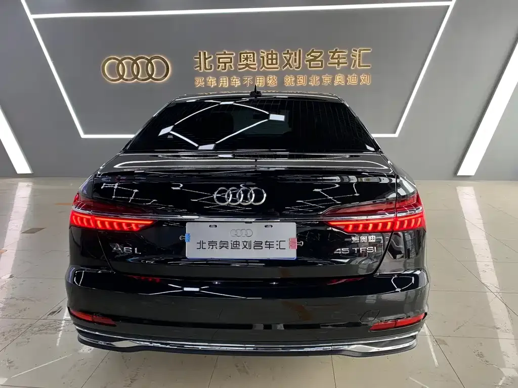 Audi A6L — фото 10