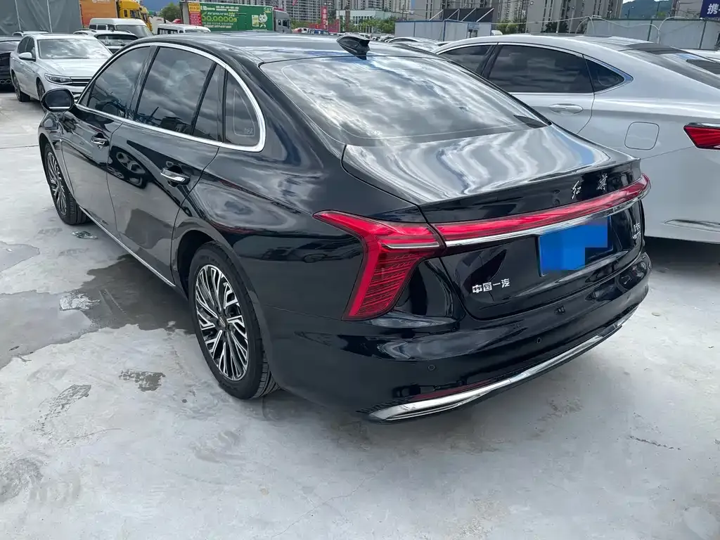 Hongqi H5 — фото 2