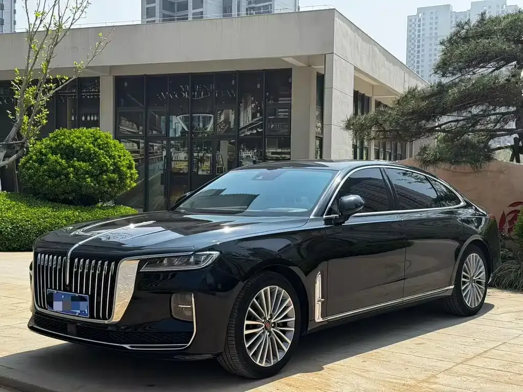 Hongqi H9 — фото 1