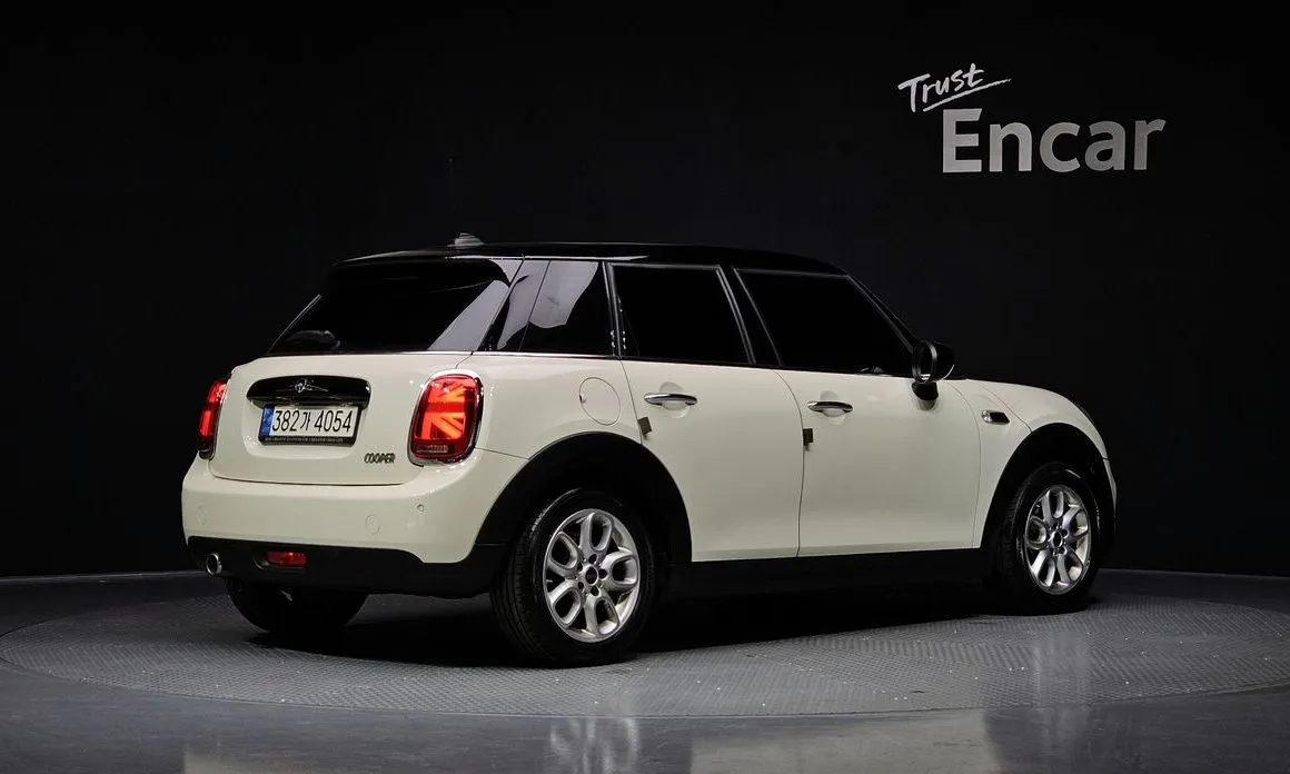 Mini Cooper 2021 из KR, фото 5